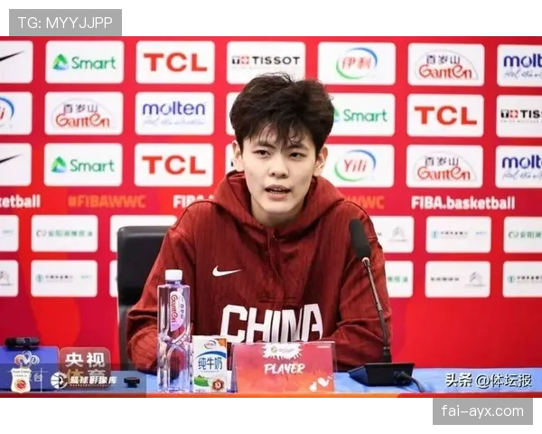 杨舒予鞋柜像开了个小奢侈品店，走路带风是真的不一般